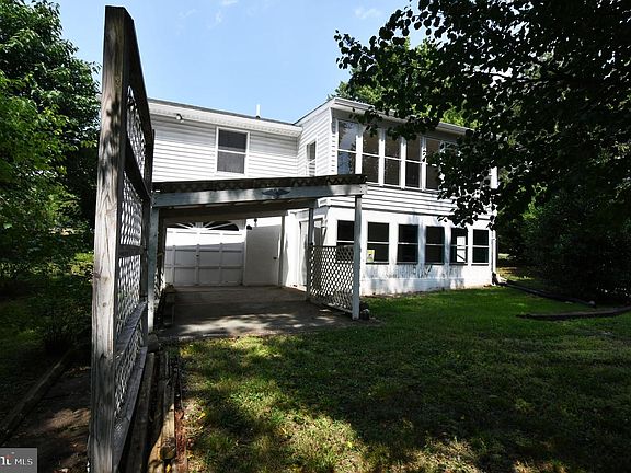 5th image of 2111 Shawn Dr