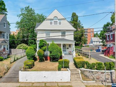 240 Hamilton Pl, Hackensack, NJ, 07601