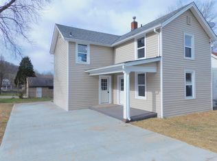 215 Symmes St, Cleves, OH 45002