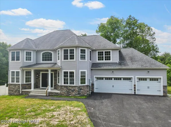 1074 Bear Swamp Rd, East Stroudsburg, PA 18302