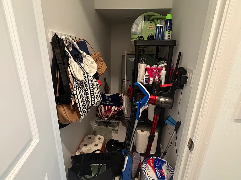 8974 Zevon Ct — Photo 13