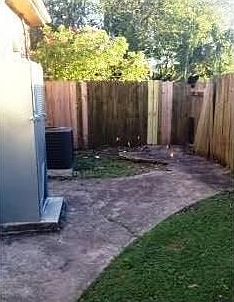 2nd image of 2032 Pauger St