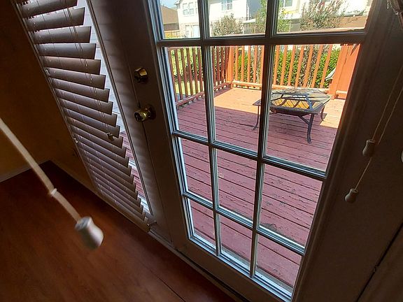 5th image of 7121 Lake Hawkins Dr