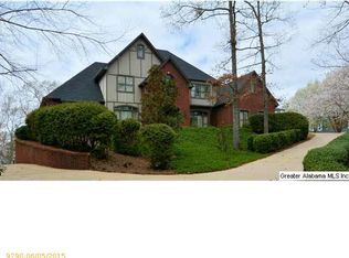 558 Castlebridge Ln, Birmingham, AL 35242