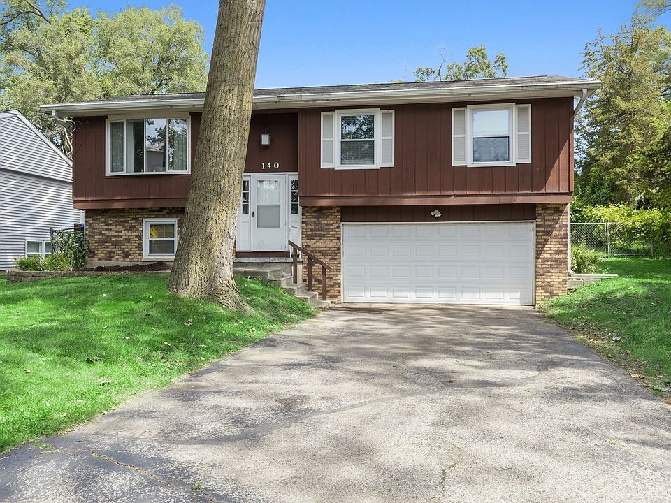 1st image of 140 Hilltop Dr