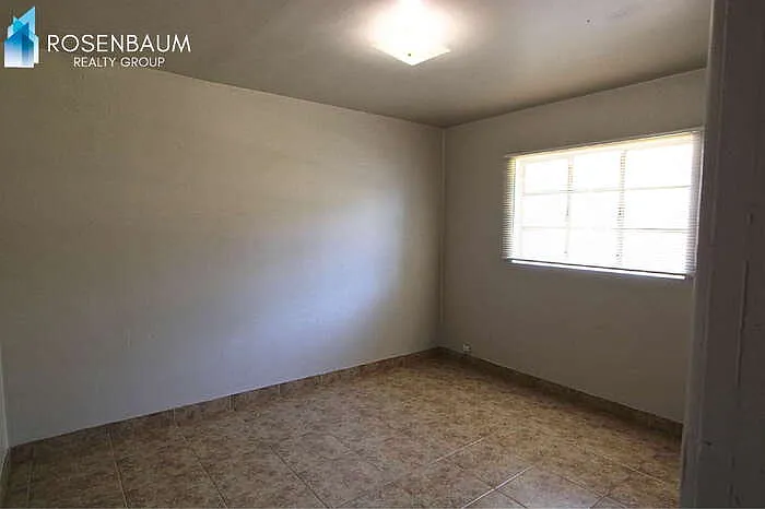 2925 N 19th Ave #104 — Photo 7