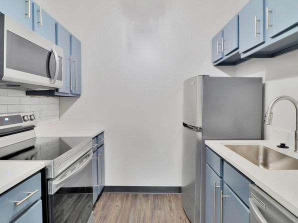 401 Delaware St APT 303