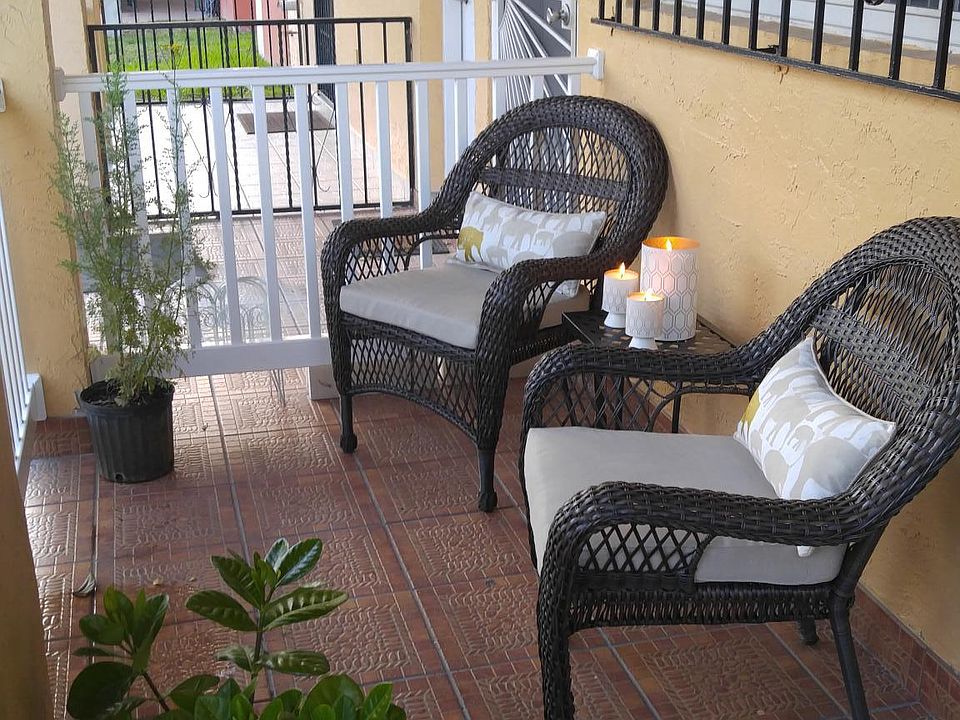 Private fenced in porch