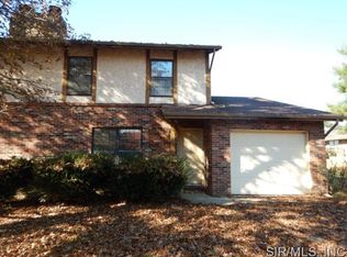 223 Stonegate Dr, Belleville, IL 62221
