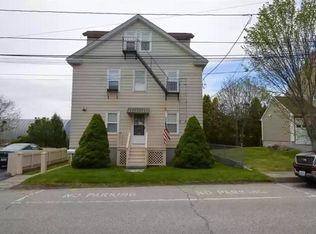 17 Reservoir Ave #2, Bristol, RI 02809