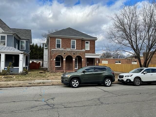 1st image of 363 Washington Ave SW #B