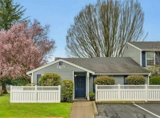 5736 S 238th Ct APT E1, Kent, WA