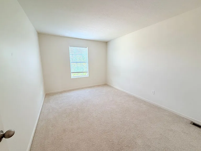 2513 Shadow Bend Dr — Photo 22