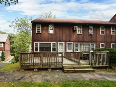 239 Old Farms Road APT 13C, Avon, CT, 06001