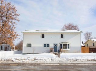 1932 9th Ave W, Williston, ND 58801