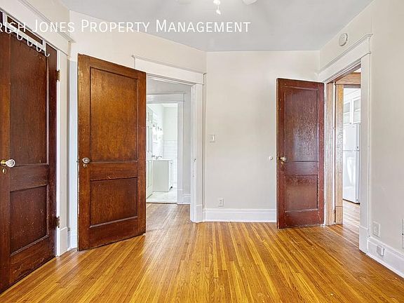 3rd image of 146 Bloomfield Ave Floor 2