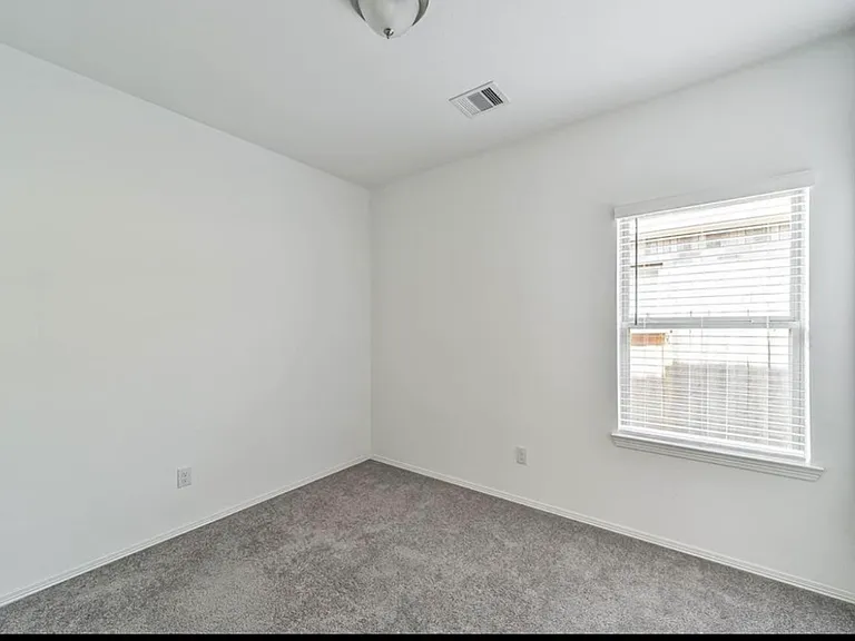 5626 Tabula Rasa Dr — Photo 2