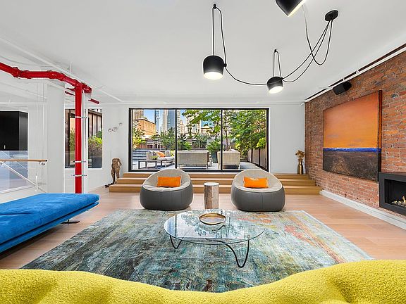 2nd image of 40 E 19th St #Penthouse