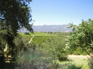 1975 Valley Meadow Dr, Oak View, CA 93022