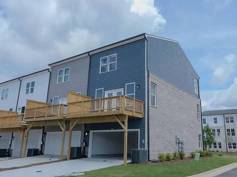 2827 Beacon Bend Xing — Photo 11