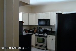 2nd image of 820 N 3rd Ave