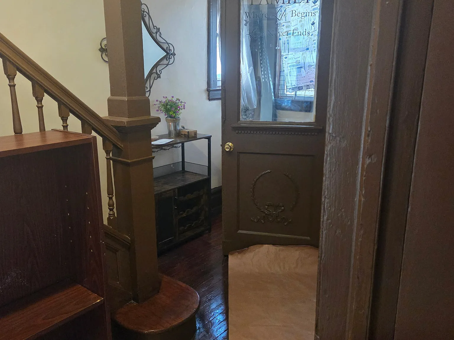 7 bed, 3000 sqft, $3,995 — Photo 3