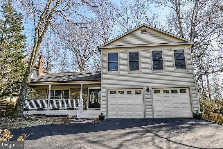 1st image of 5959 Coopers Landing Ct