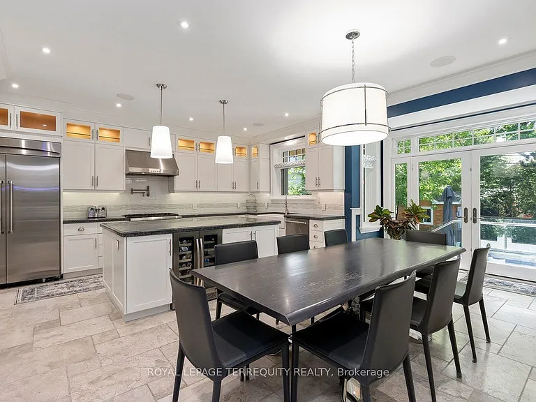 101 Chestnut Hills Pkwy — Photo 9