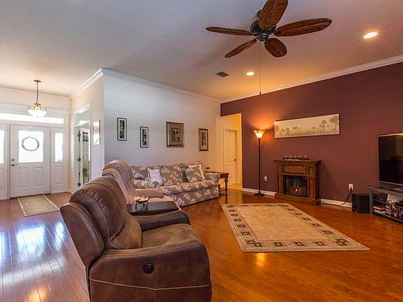 5th image of 2587 Iris Ann Dr