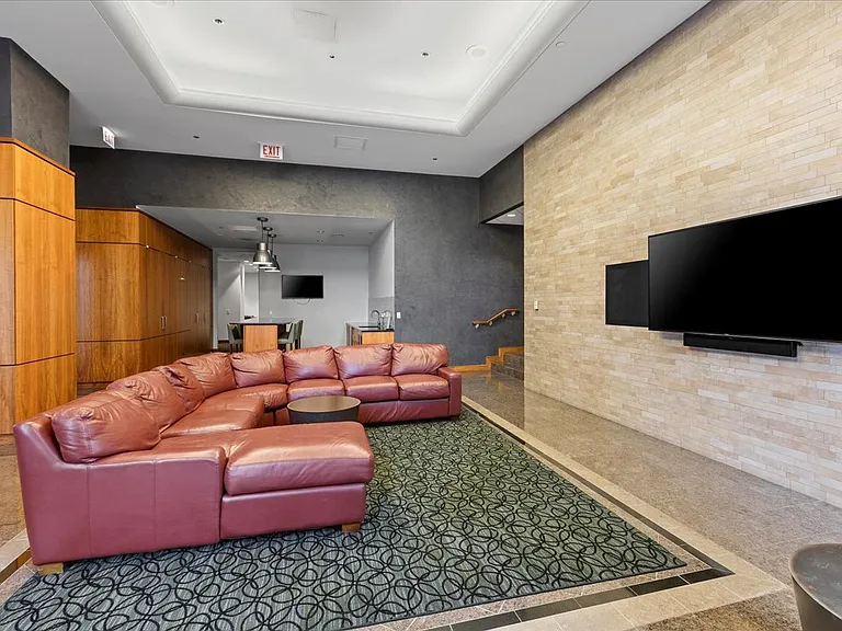 420 E Waterside Dr #1912 — Photo 29