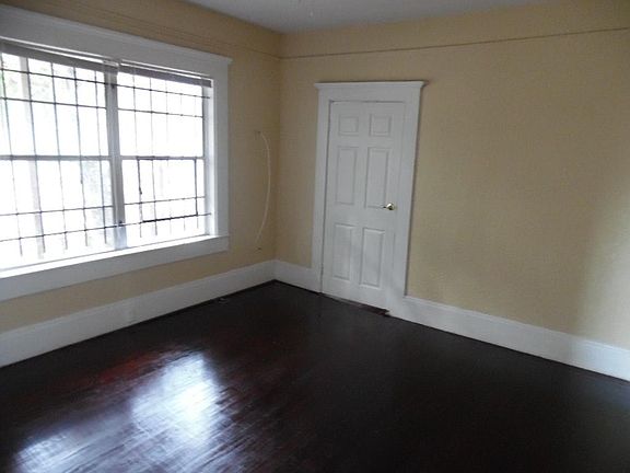 Bedroom #1