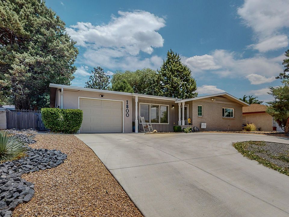1st image of 1800 Washington St NE