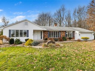 80 Patriot Ln, Newington, CT 06111