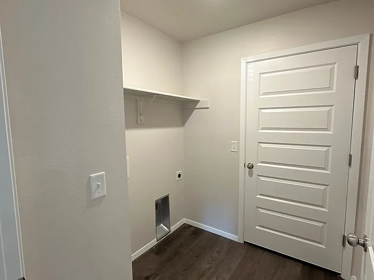 1011 W Fargo Rd — Photo 7