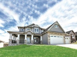 1317 S 211th St, Elkhorn, NE 68022