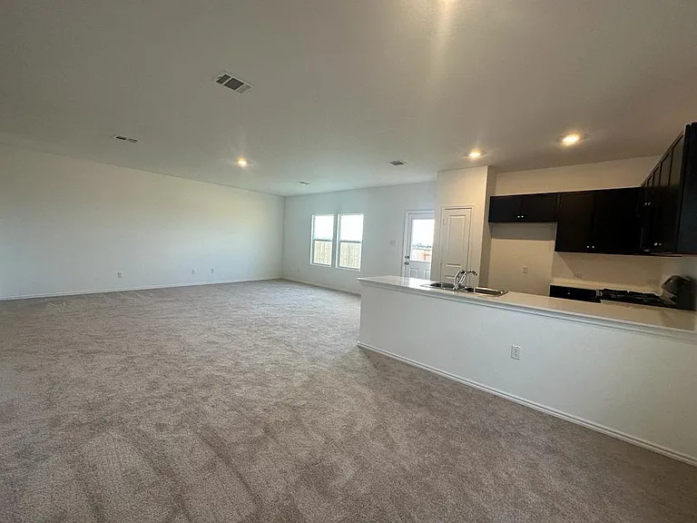 333 Amber Gln — Photo 9