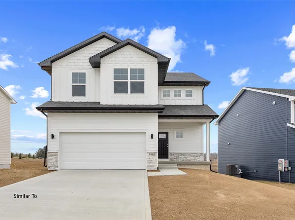 2303 Chan Dr, Adel, IA 50003