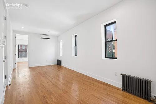 826 10th Ave #4 Photo 1