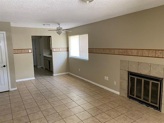 4th image of 1631 Windsong Ln