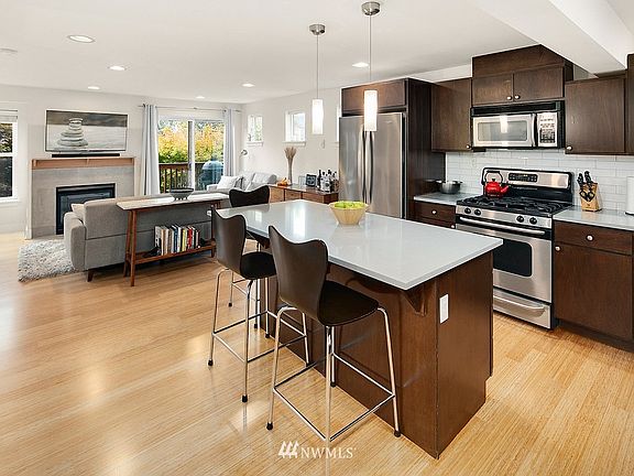 3rd image of 2646 B NW 58th Street