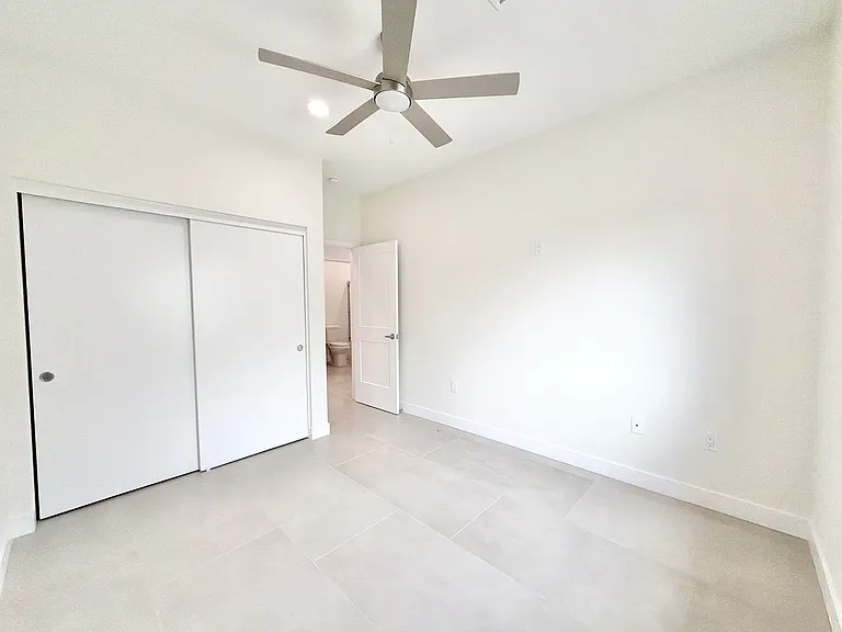 30125-30127 Avenida Juarez #30125 — Photo 13