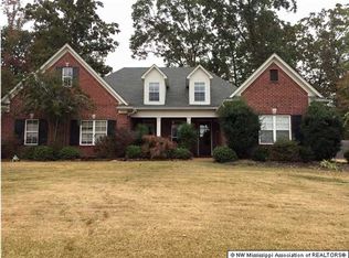 1826 Hallas Cv, Hernando, MS 38632