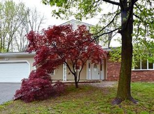 29 Buck Rd, East Brunswick, NJ 08816