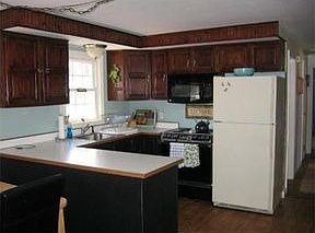 4th image of 75 Horseshoe Dr