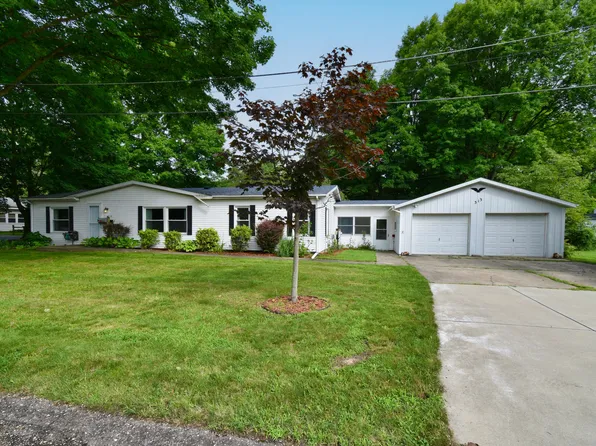 313 W Julius St, Berrien Springs, MI 49103