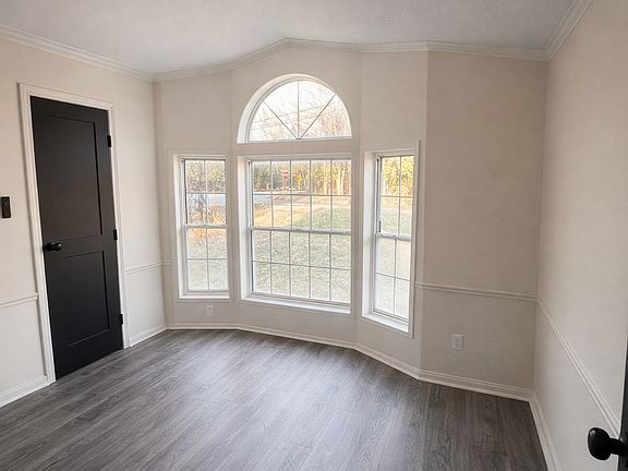 4th image of 130 Williams Road