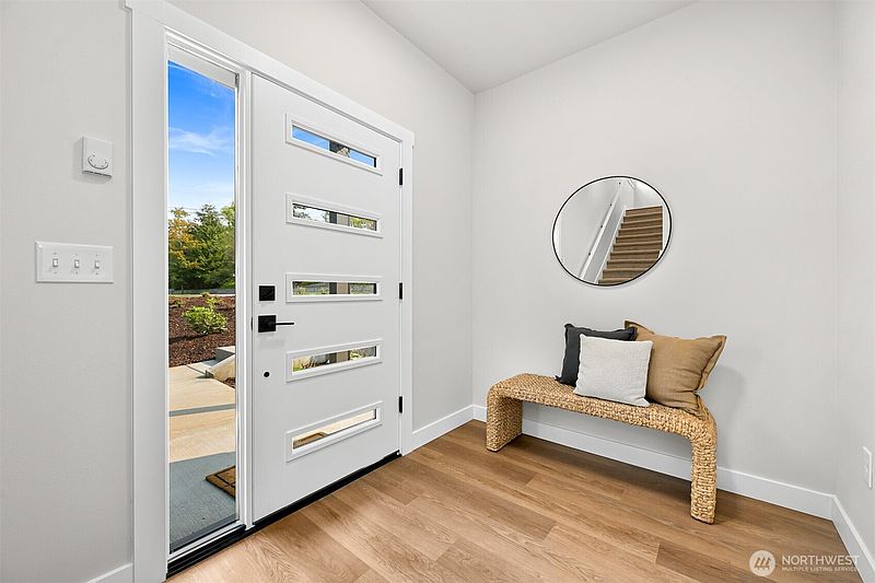 4th image of 219 Prince Avenue #101