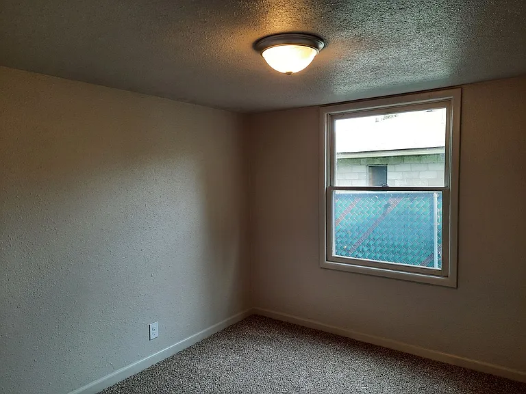 EN0064 James St Duplex- 2 Units — Photo 20
