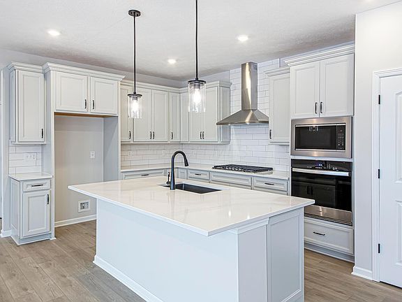 2nd image of 9601 Bur Oak Dr Lot 148