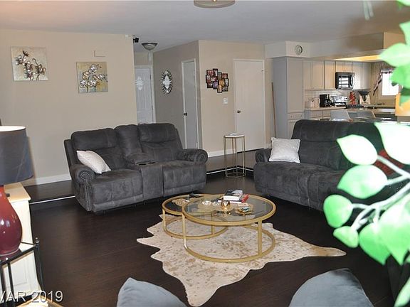 5th image of 1813 Crownhaven Ct